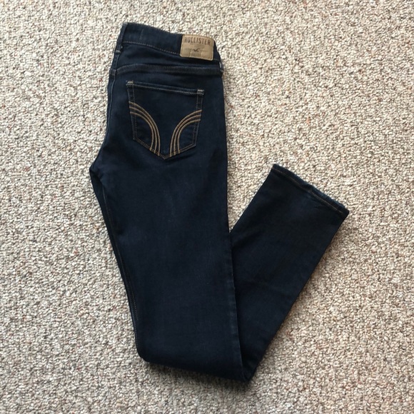 Hollister Skinny Jeans - Picture 1 of 7